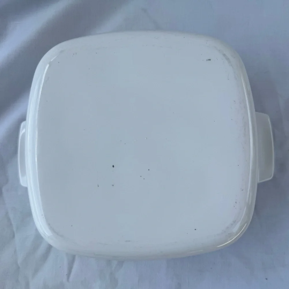 Vintage CorningWare Shadow Iris 1.5-Liter Casserole Dish with Lid A- 1 1/2-B - Picture 8 of 14